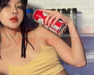 本科生的终极诱惑：Choi Ji Yun教室写真合集，学习和“放松”两不误！